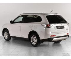 Mitsubishi Outlander (146 л.с.) в Волгограде